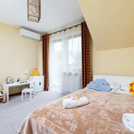 Дом отдыха Family House Poreba Cracow By Renters Краков