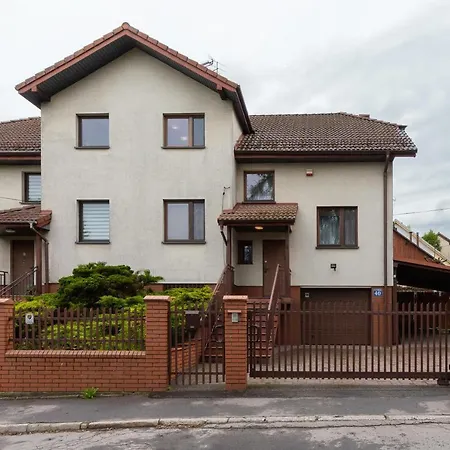 Дом отдыха Family House Poreba Cracow By Renters *
