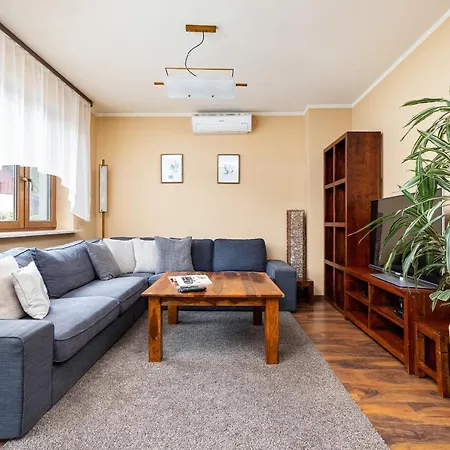 Family House Poreba Cracow By Renters * Краков